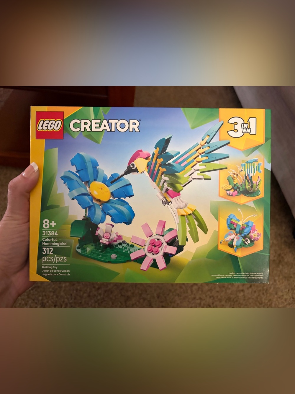 Lego Creator Colorful Hummingbird Set - Blue, Pink, Green, Yellow